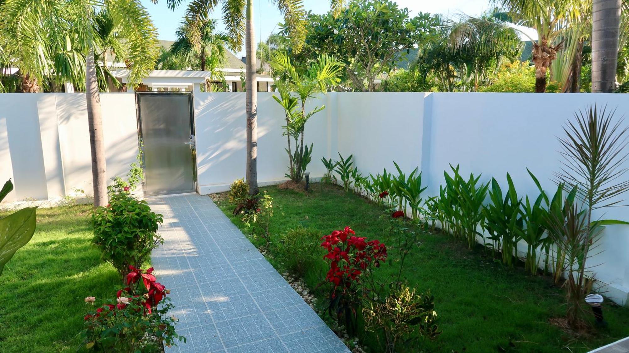 Jasmine Village Rawai Екстер'єр фото